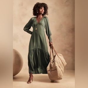 Banana Republic Deep V-Neck Maxi Dress - Color “Flight Jacket”